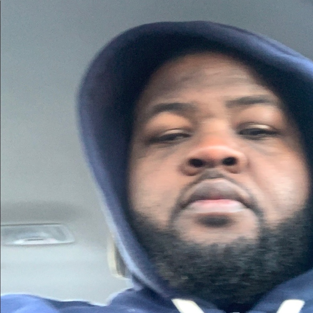 Meet your Posher, Julian